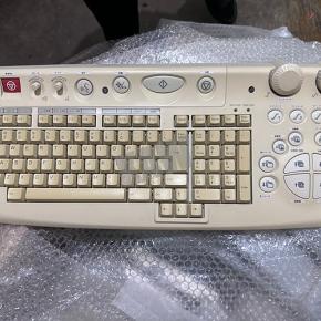 For Sale BSX74-1663-01*E Keyboard